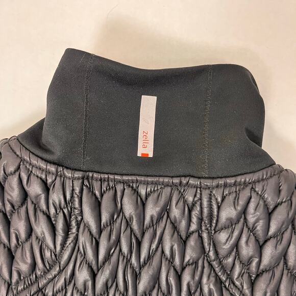 Zella‎ Womens Jacket XS Black Zelprotek Puffer Full Zip Athletic Quilted Edgy - Picture 4 of 9